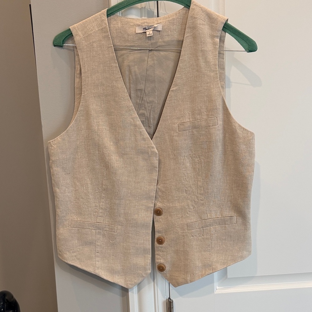 Madewell Beige Linen Vest with Button Closure